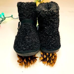 Women’s Bearpaw Booties - Size 8 - Black